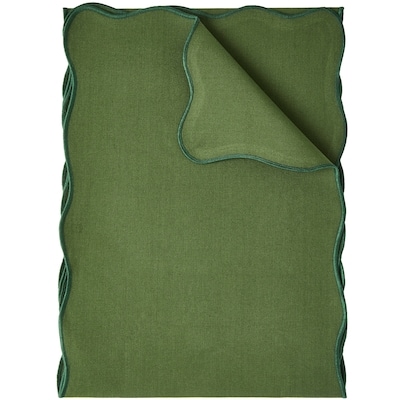 Scalloped Table Runner
