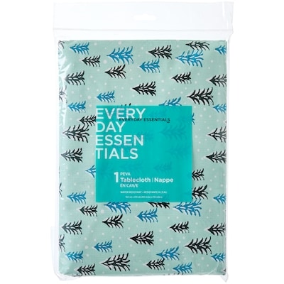 Everyday Essentials Nappe imperméable 60 po x 84 po – arbres 1 ea, 5,00 $/1ch