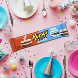Reese's Peanut Butter Cups With Hershey'S Cookies 'N' Creme - 79 g