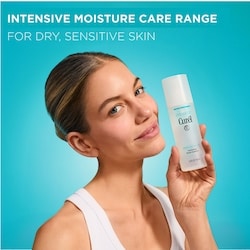 Intensive Moisture Hydrating Water Essence  6