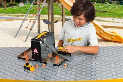 Little Machines Store N' Go Playset 2