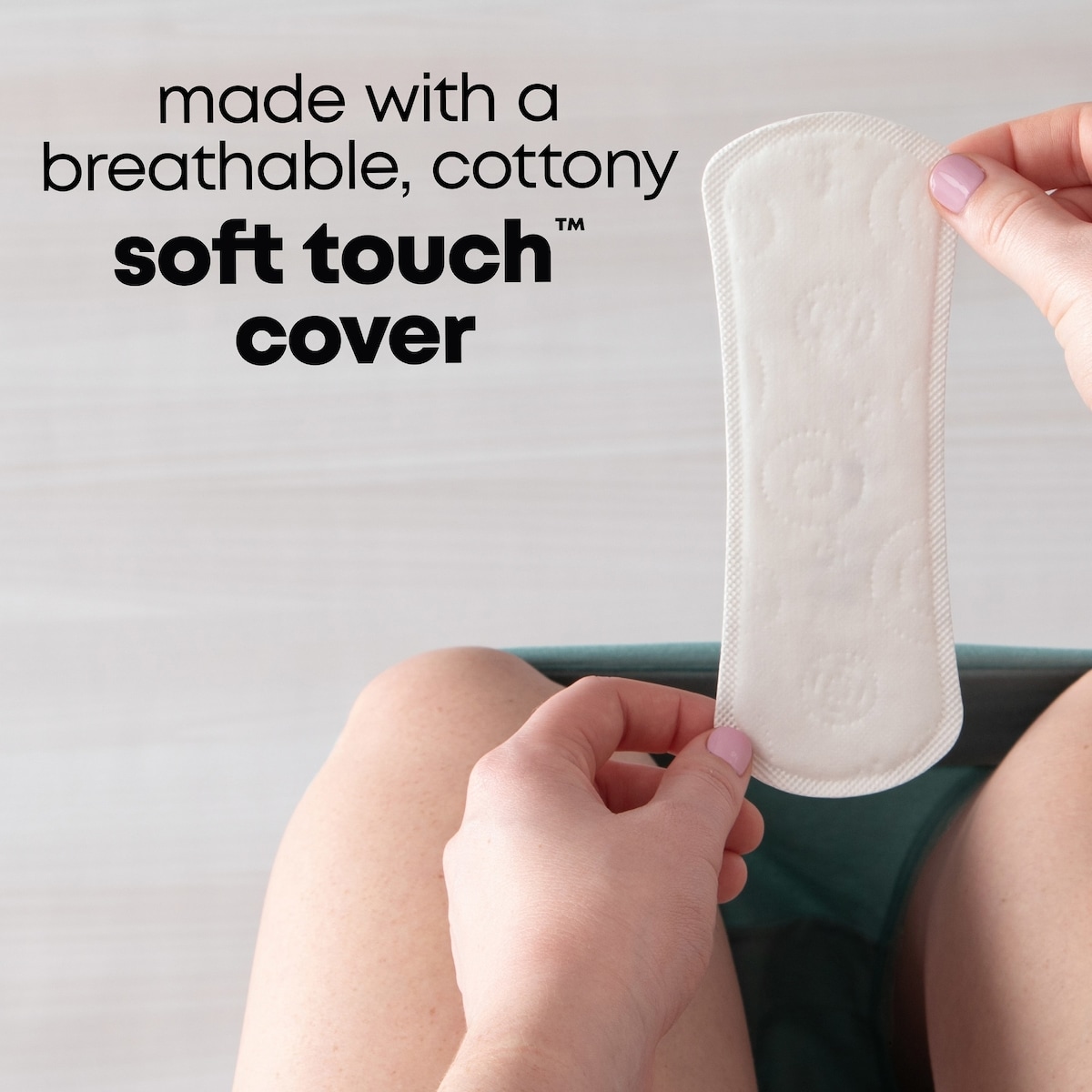Clean & Secure Panty Liners, Light Absorbency