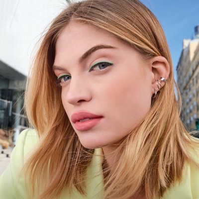New York Super Stay 24 Hour Hybrid Powder Foundation, Waterproof, Vegan, Mattifying, 102, 6 g 6