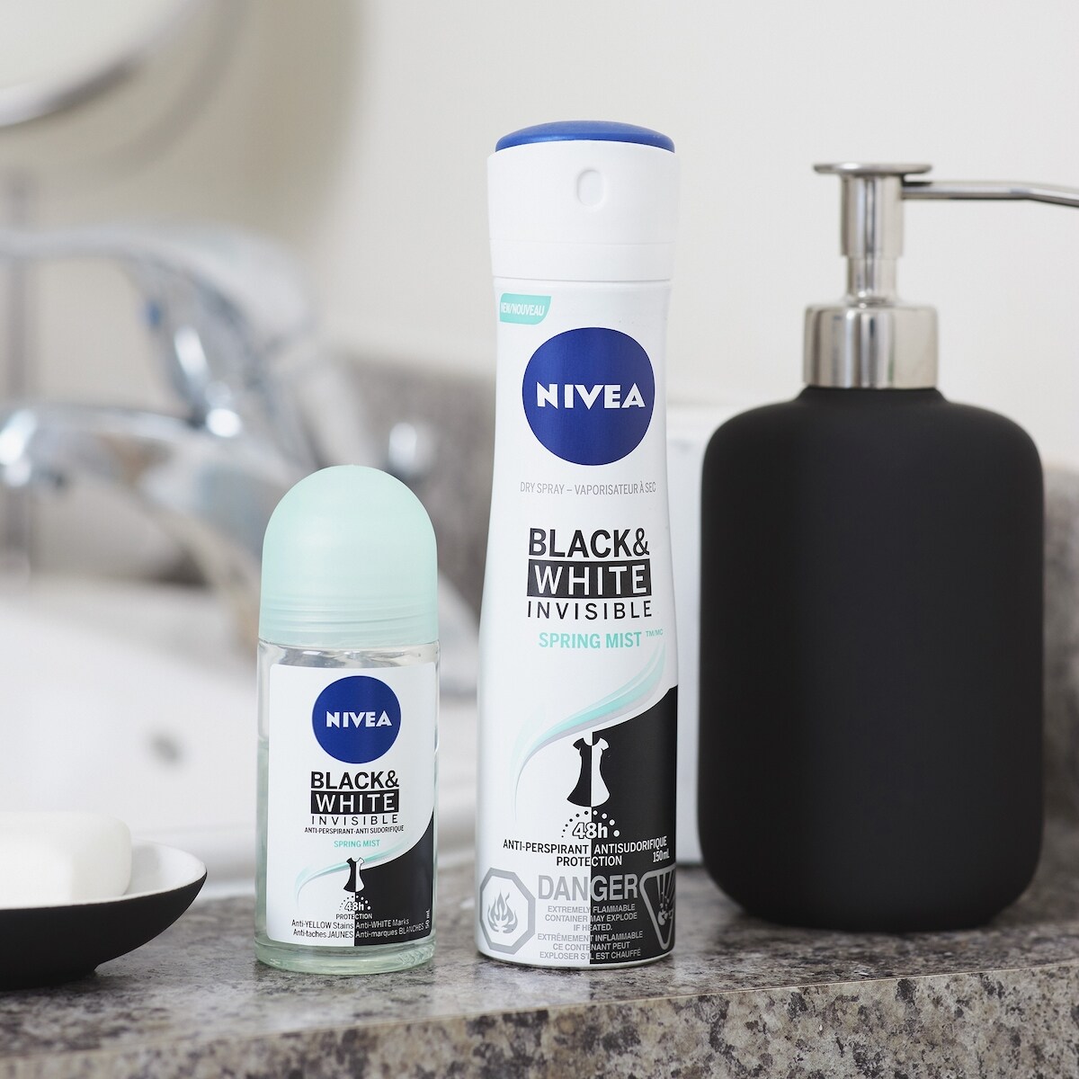 Bille Antisudorifique NIVEA Black & White Invisible Spring Mist