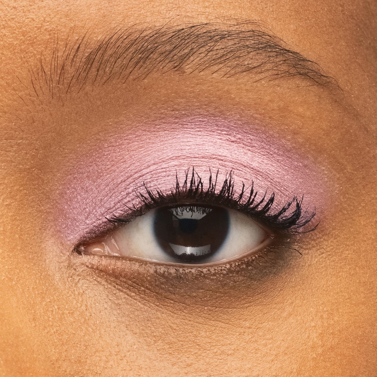 Infini Velours Matte Liquid Eyeshadow