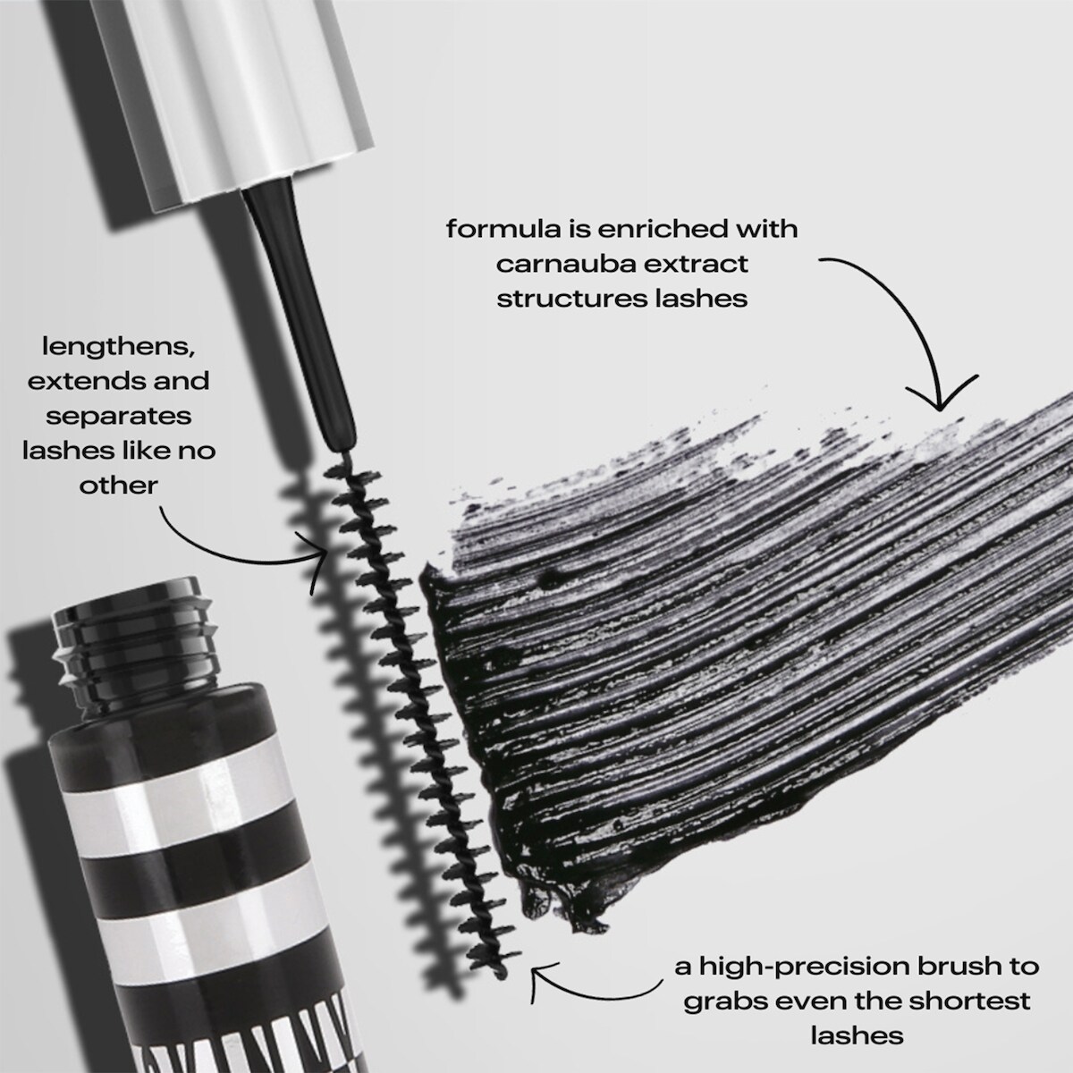 Mascara Skinny Black avec sa formule allongeante enrichie de cire d'extrait carnauba