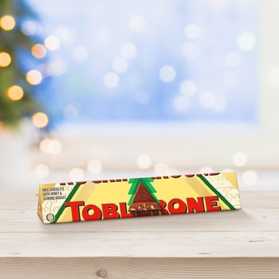 Milk Chocolate Bar with Honey and Almond Nougat, 340 g 2