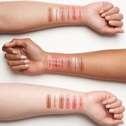 Complete Harmony 
Lip & Cheek Stick 4