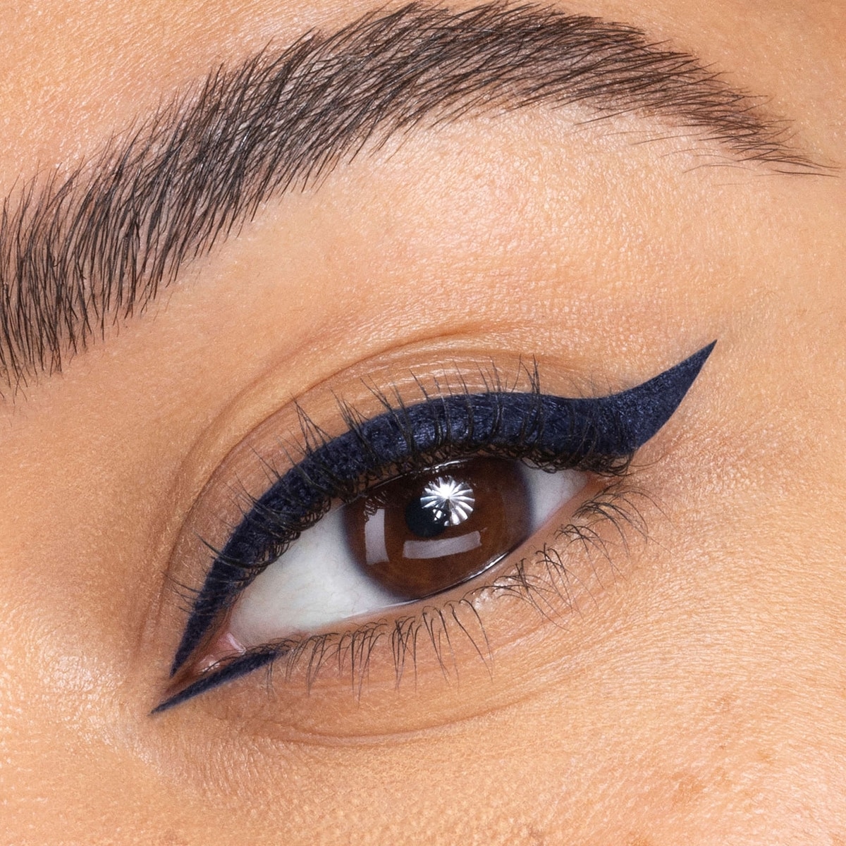 At The Borderline Eyeliner Marker - shaded