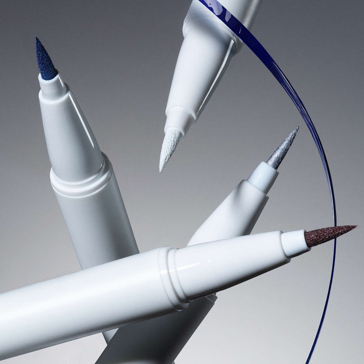 At The Borderline Eyeliner Marker - shaded