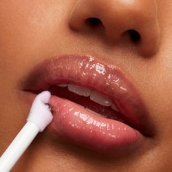 essential drip lip oil 4