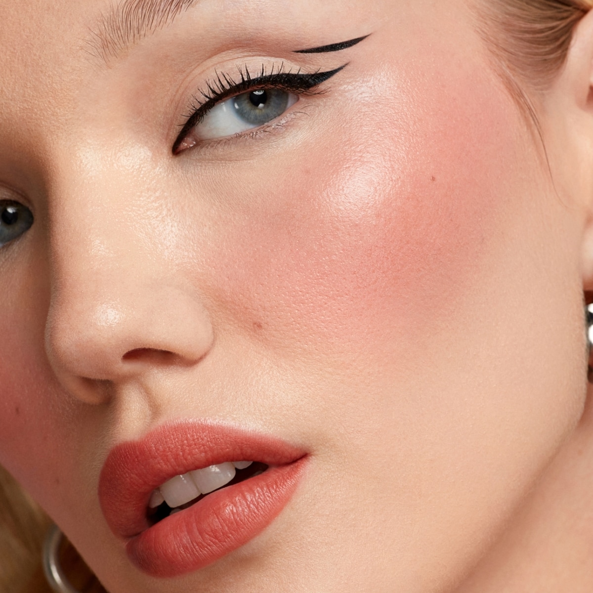 eclipse cheek & lip stick