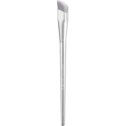 c1 concealer brush 1