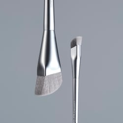 c1 concealer brush 2