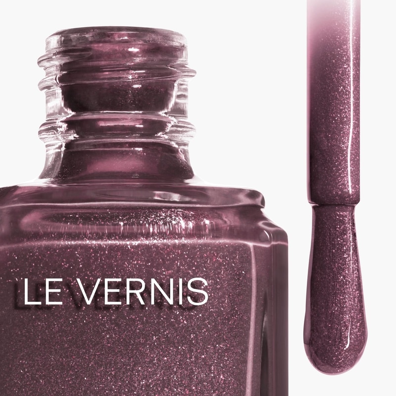 CHANEL LE VERNIS LONGWEAR NAIL COLOUR | Shoppers Drug Mart
