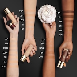Parure Gold Skin Foundation 4