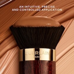 Parure Gold Skin Foundation 7