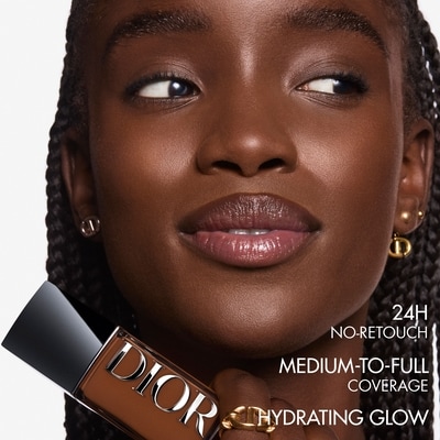 Dior Forever Skin Glow Foundation 4