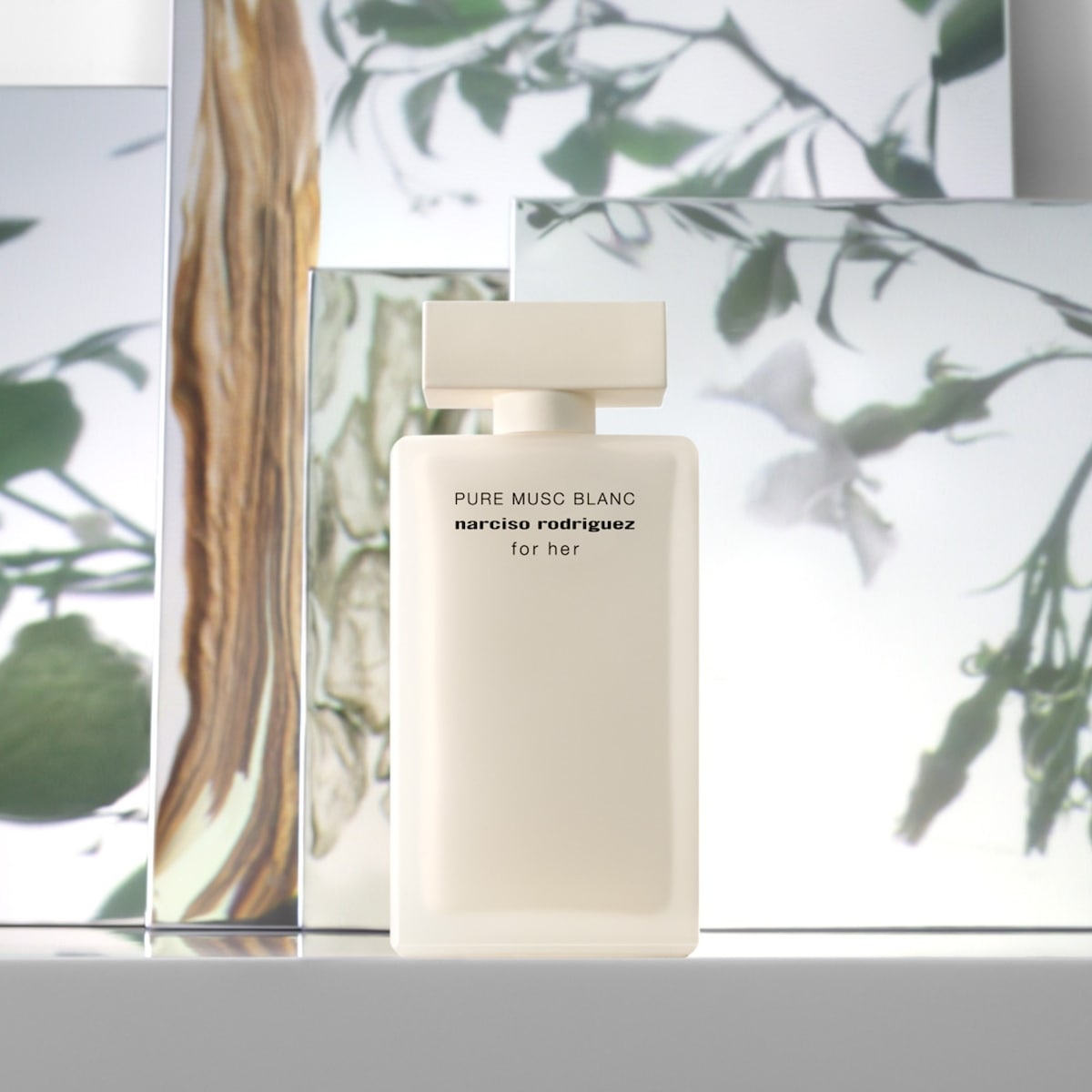 香水(ユニセックス) narciso rodriguez forher PURE MUSC BLANC Narciso Rodriguez For Her Pure Musc Blanc Eau de Parfum Intense