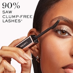 Lash Idôle Mascara non grumeleux pour des cils volumisés en éventail jusqu'à 24h Mascara 4