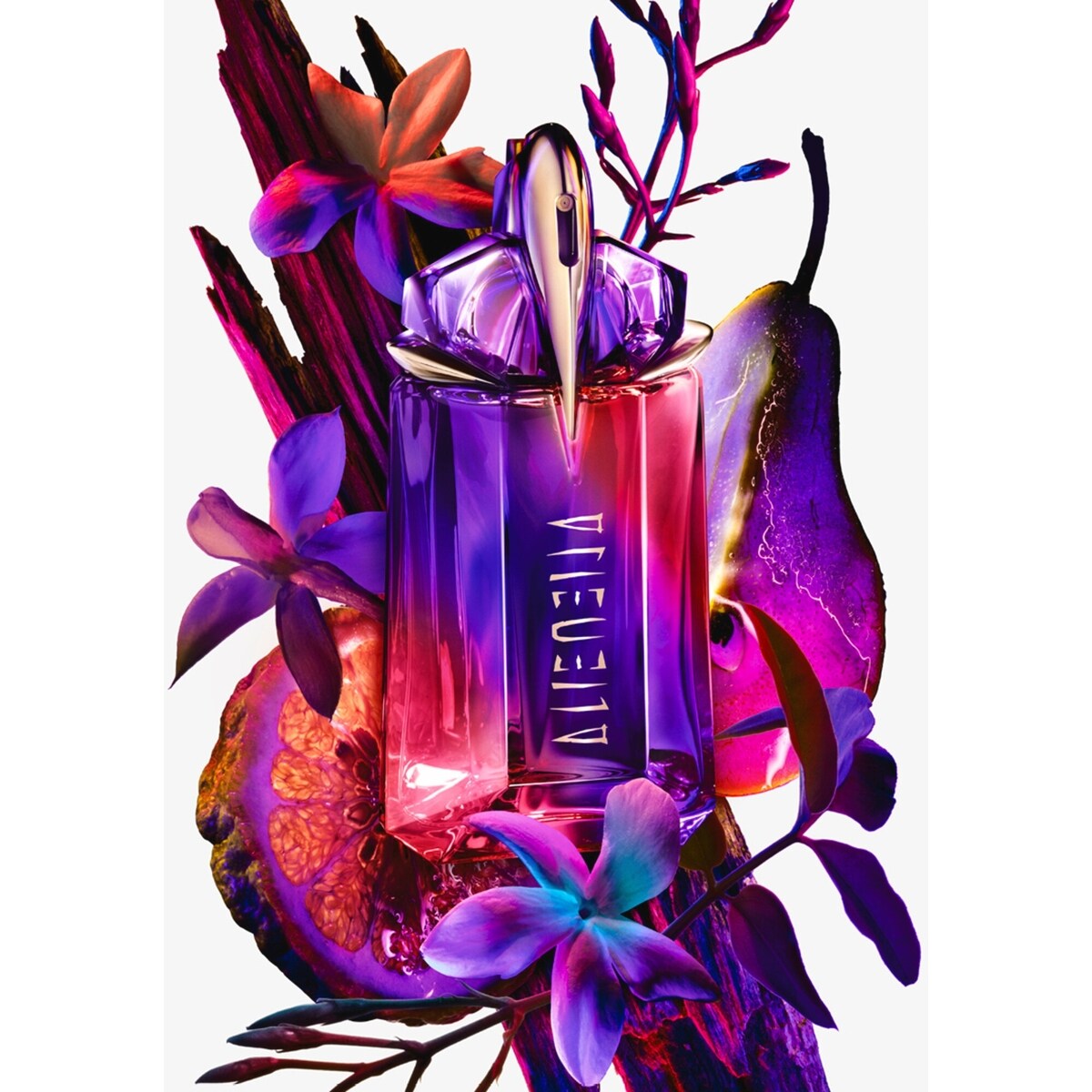 Eau de parfum Alien Hypersense, un parfum intensément bois