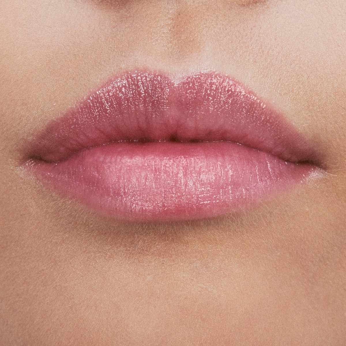 Lash Clash Mascara, Mini Lines Liberated & Mini YSL LOVESHINE Candy Glow Gift Set