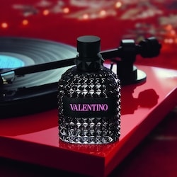 Born in Roma Uomo Intense, Holiday Gift Set, 50ml + 10ml 2