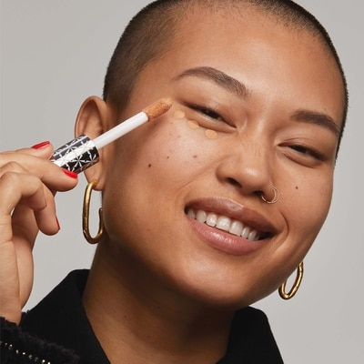 Multi-tasker Concealer 7