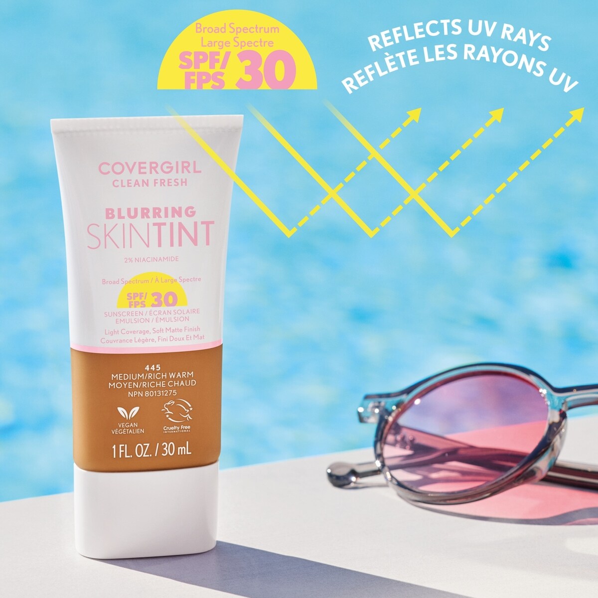 Fond de teint liquide Clean Fresh Blurring Skin Tint, Fini mat doux, Lisse, Illumine, Estompe les pores, Écran solaire minéral, Formule végétalienne