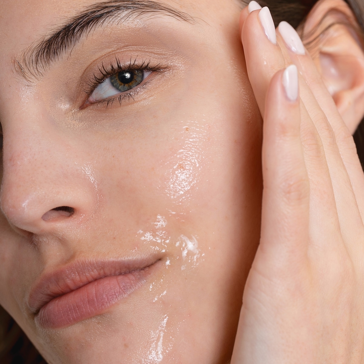 Ultra soft make-up remover micellar gel with Organic floral solutions