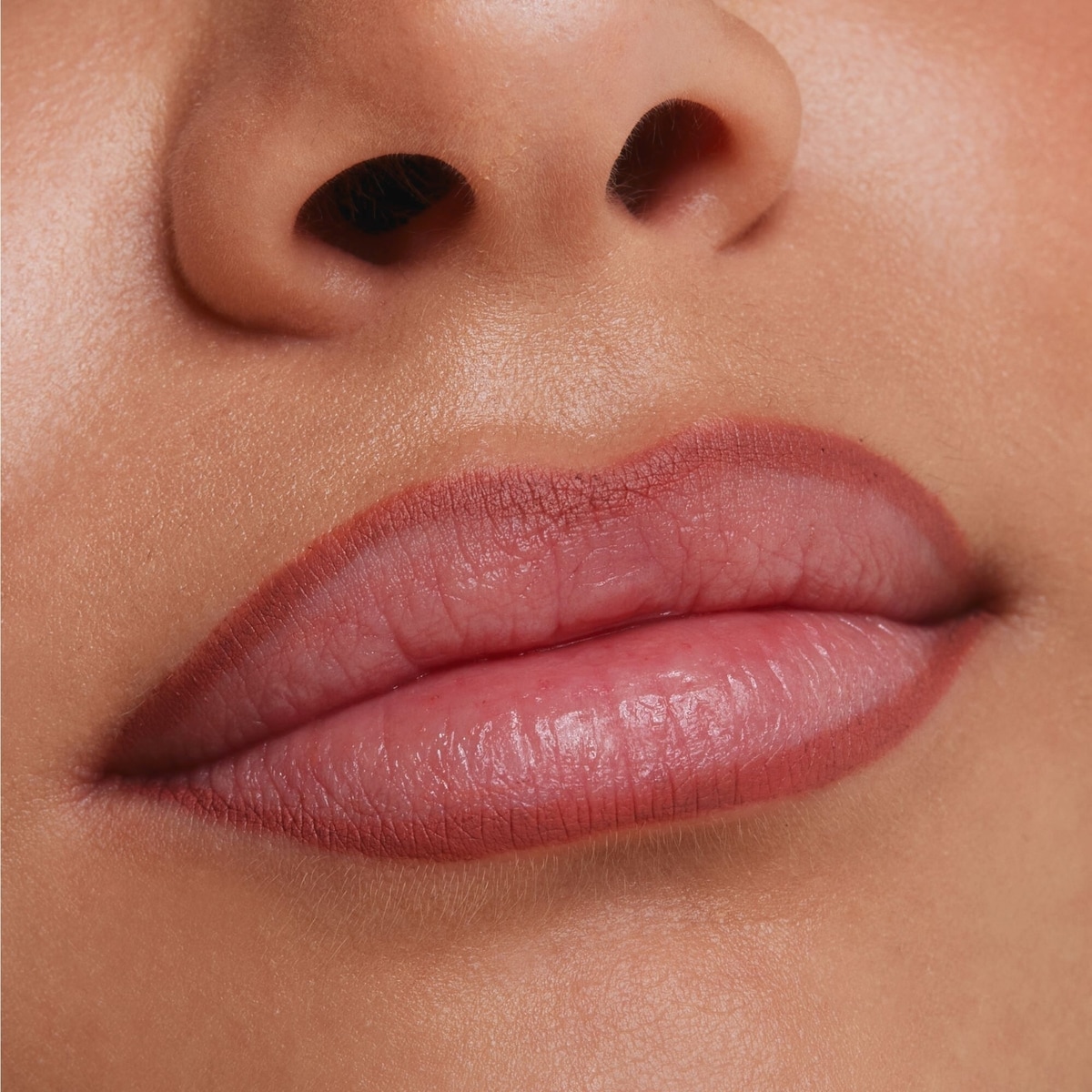 8H Matte Comfort Lipliner