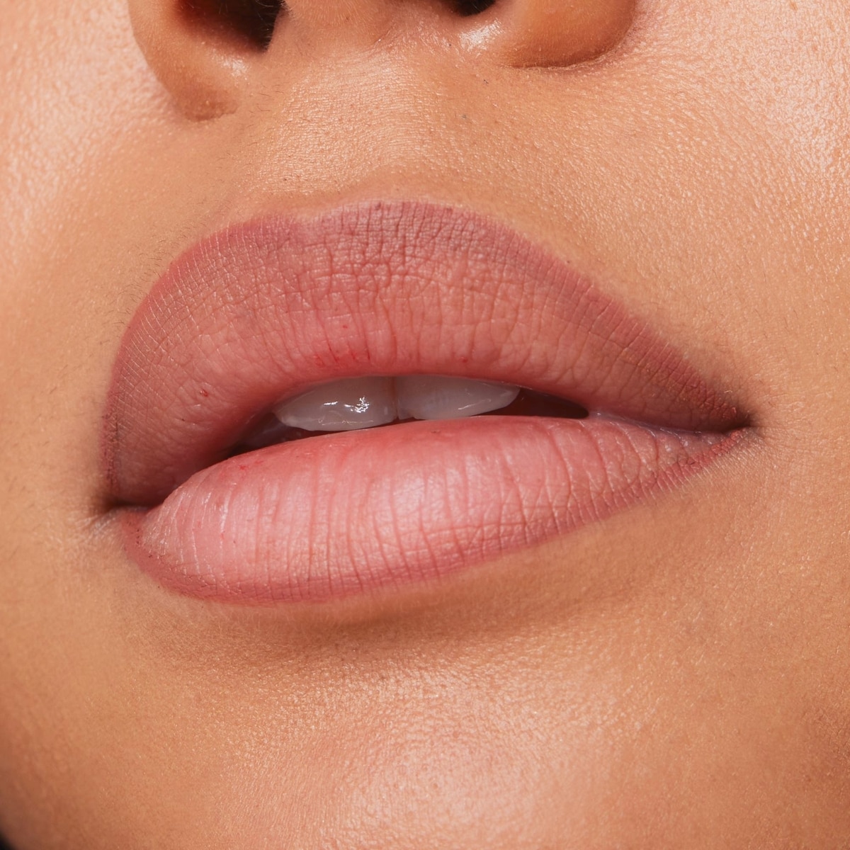 8H Matte Comfort Lipliner