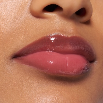 The Super Peptide Glossy Lip Treatment 5