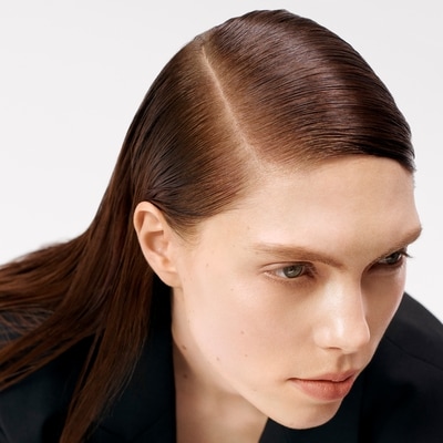 Professional Reshaper | Strong Hold & Touchable Feel Hairspray 6
