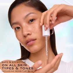 Clarifique Texture Refining Brightening Serum 3