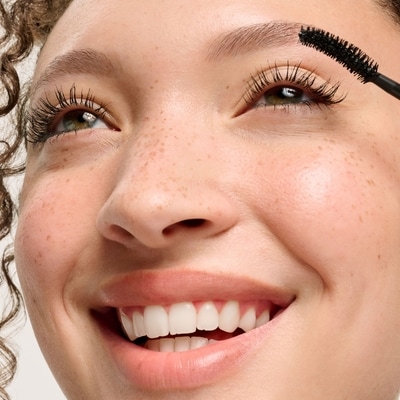 Fan Fest Fanning & Volumizing Mascara 3