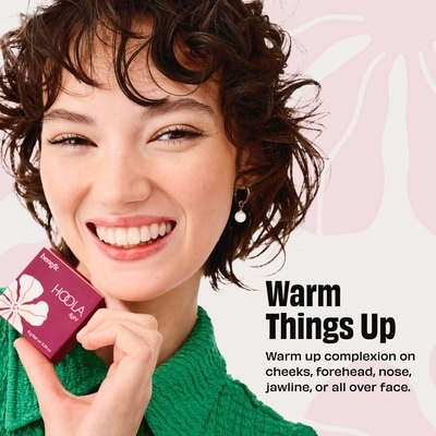 Hoola Matte Powder Bronzer 4