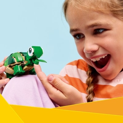 Creator 3 in 1 Turtle with a Water Lily Flower 31377 4
