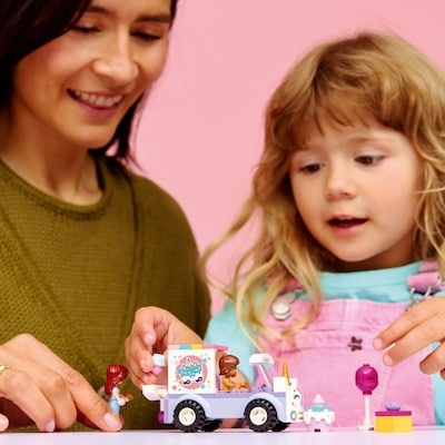 Friends Unicorn Cake Delivery Car 42675 4