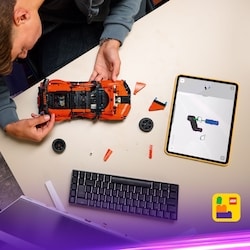Technic Bugatti Chiron Pur Sport Hypercar 42222 6