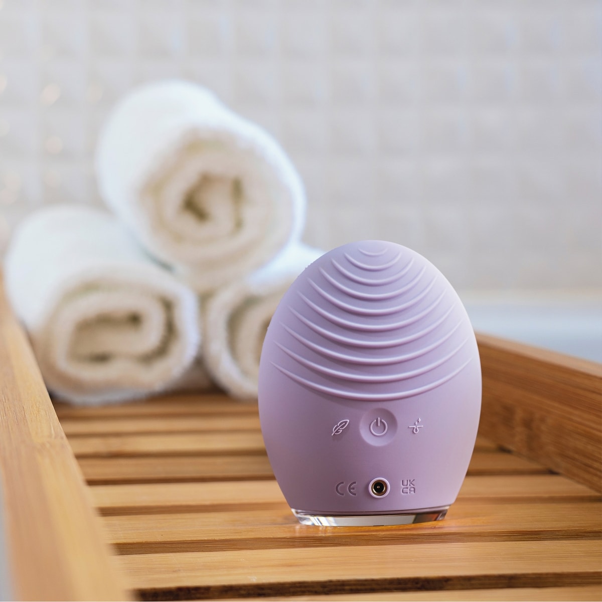 LUNA™ 4 Massage nettoyant et raffermissant pour le visage pour peaux sensibles