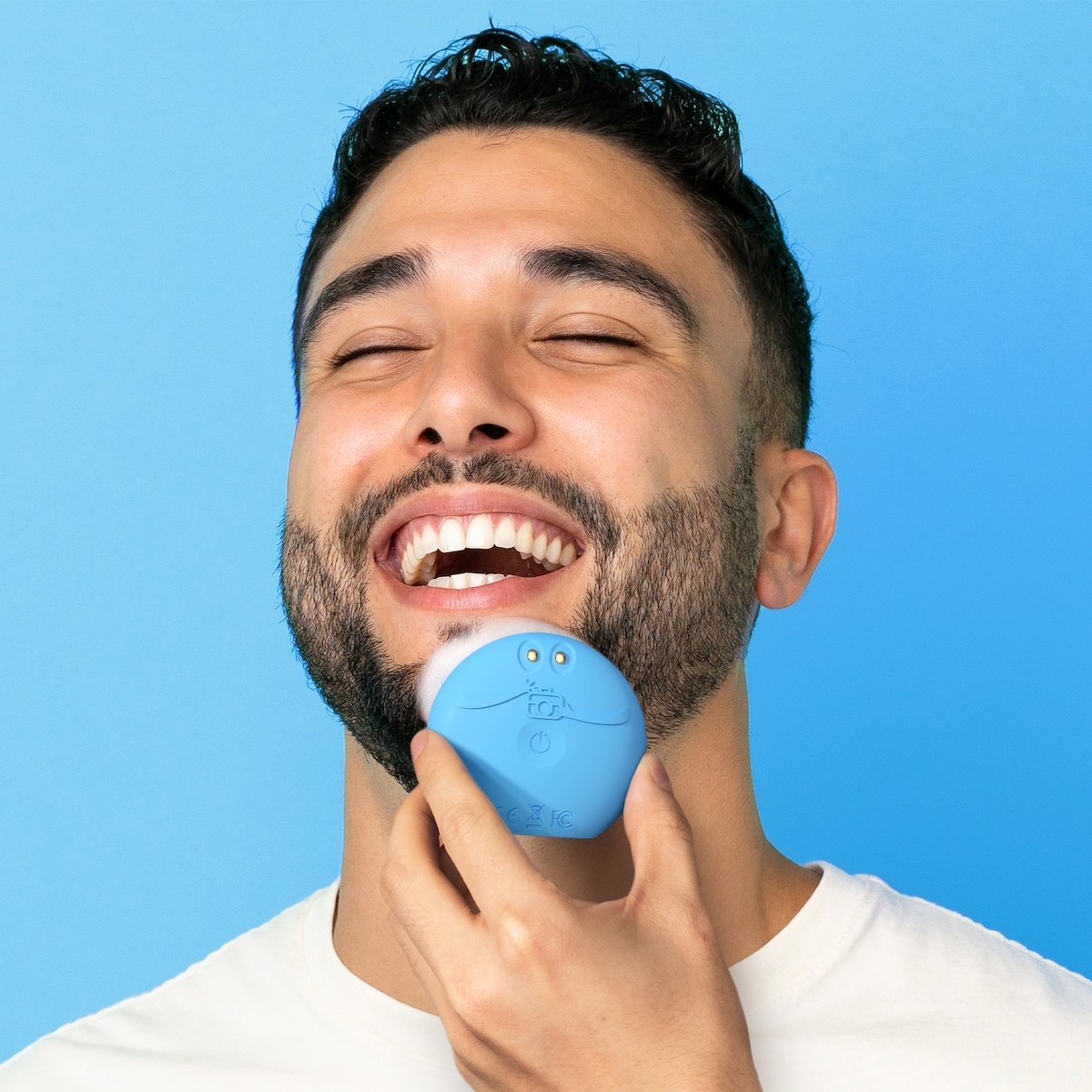 Foreo LUNA™ 4 play smart Facial Cleansing Brush in Peek-A-Blue