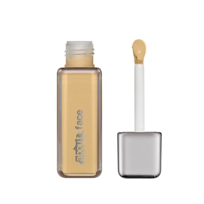 THE PERFORMER Skin-Focused Foundation 2