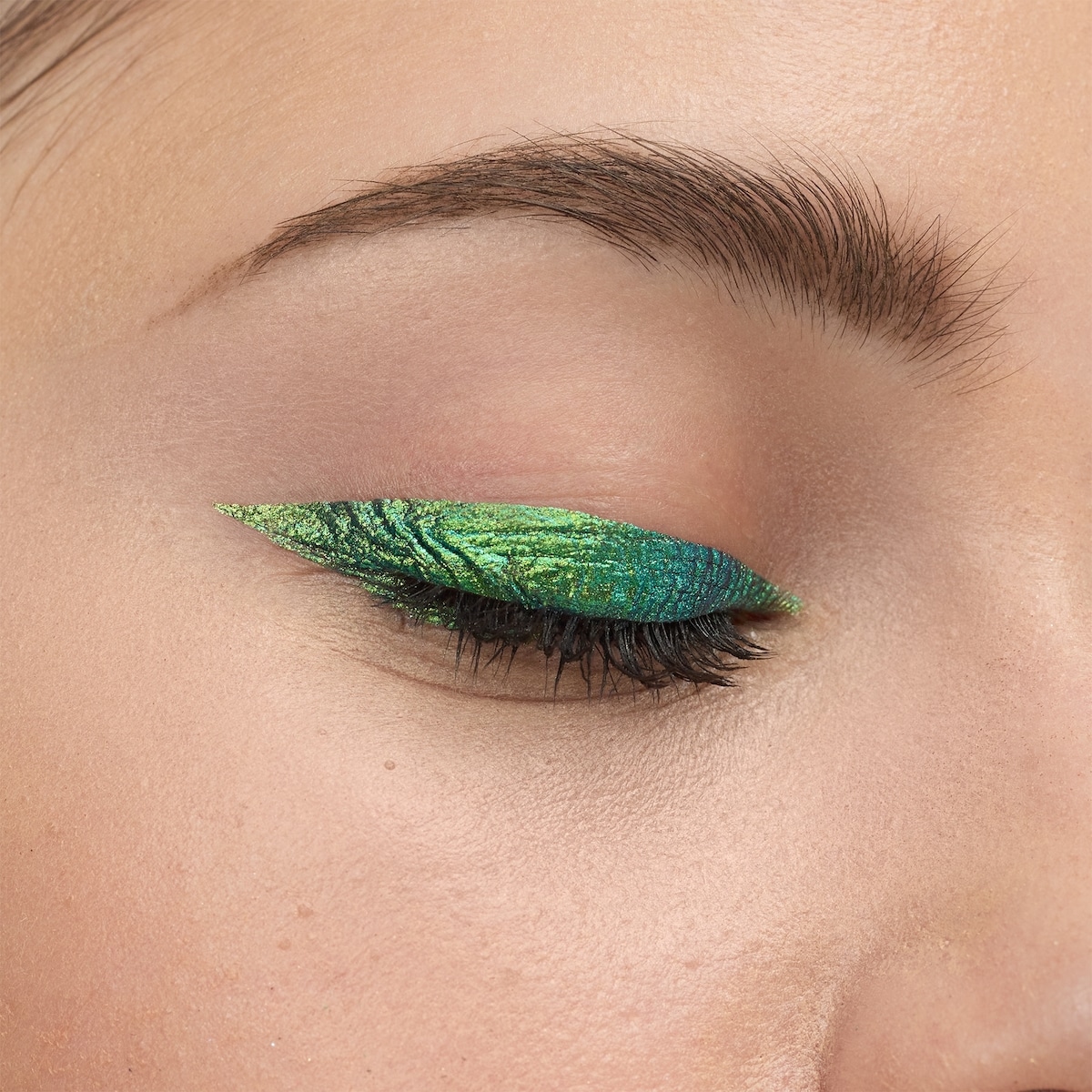 about-face Holographic Eye Paint | Shoppers Drug Mart