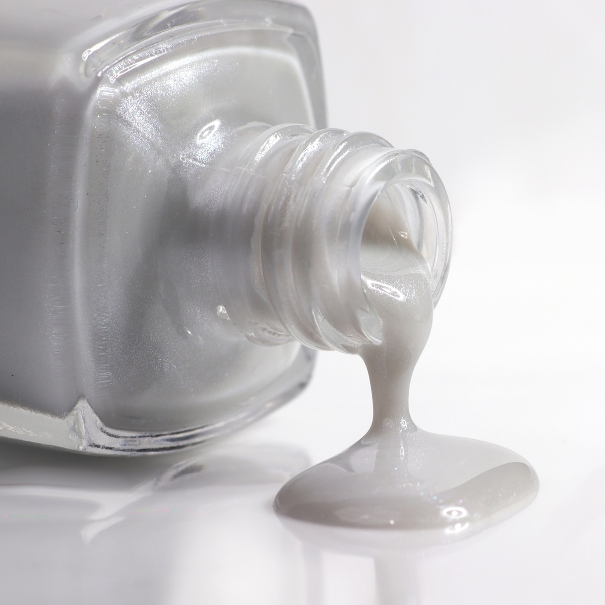 Kur- Illuminating Nail Concealer - Bubble