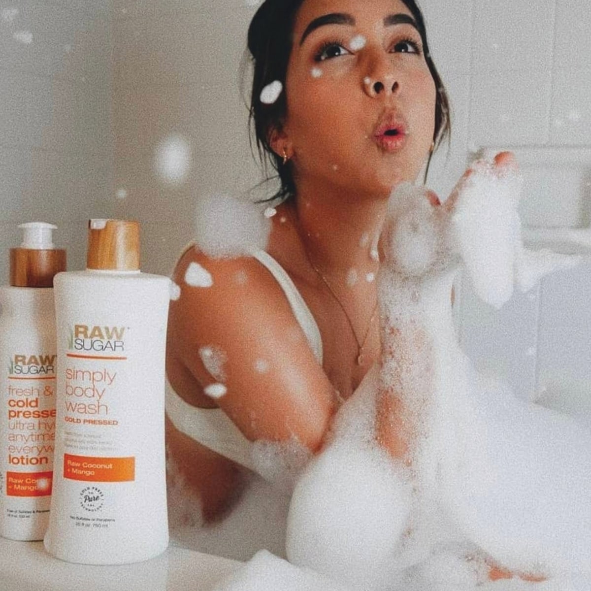 Gel douche - Noix de coco crue + Mangue