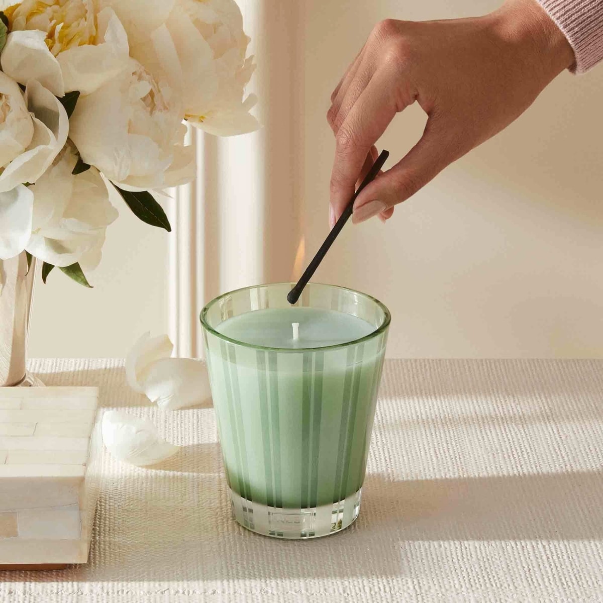 Wild Mint & Eucalyptus Classic Candle