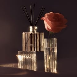 Rose Noir & Oud Reed Diffuser 3