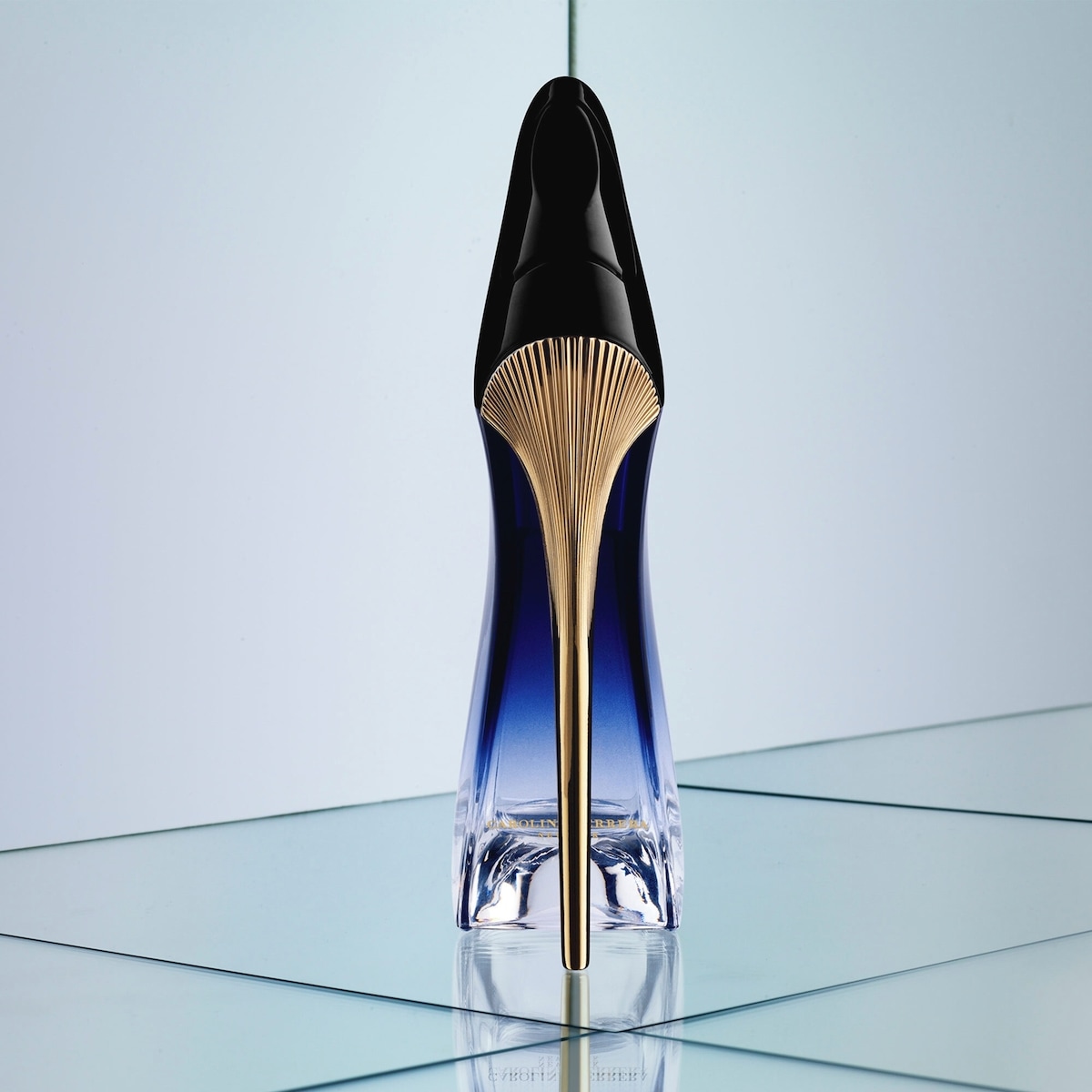 Good Girl Légère Eau de Parfum