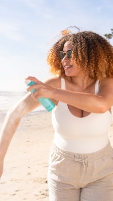 Classic Fragrance-Free Body Spray SPF50 3